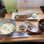 二代目藤屋鮮魚店 - 暫く待つと注文したさば明太定食７５０円の出来上がりです。