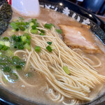 ラーメンきいち - スープも美味しいが麺もすごく美味しかった。