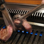 益市 - ドラゴンロースをちょきちょき