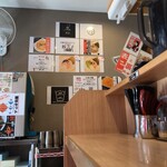 Kurabu Taifuu - 店内