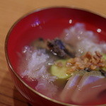 魚菜料理 縄屋 - 汁椀（しるわん）=鮑（あはび）、唐墨（からすみ）、銀耳（しろきくらげ）、茄子（なす）