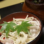 ふくます亭 - 料理写真:黒豆うどん