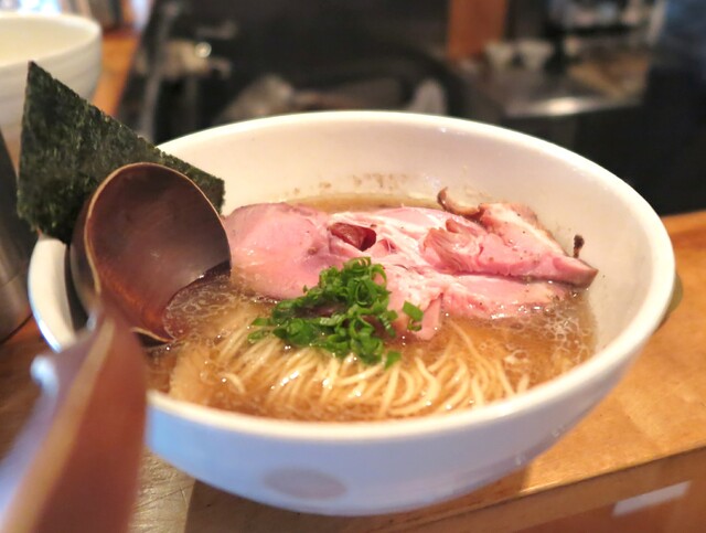 至極ソリッドな煮干しラーメン By Black Flag 中華蕎麦 蘭鋳 方南町 ラーメン 食べログ 至極ソリッドな煮干しラーメン By Black Flag 中華蕎麦 蘭鋳 方南町 ラーメン 食べログ