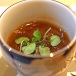 トゥ・ラ・ジョア - アキダマ玉ねぎ”のスープ