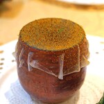 トゥ・ラ・ジョア - 熊本赤牛の壺盛り