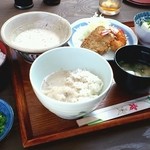 日替わりとろろ汁定食　880円