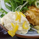 丸亀製麺  - 主役なタルタルソース