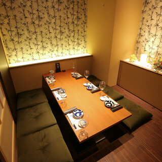 We offer private seating in a calm Japanese space.
