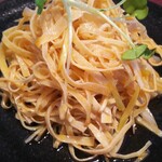 龍ちゃん食堂 - 干し豆腐には葱もいらっしゃいます。