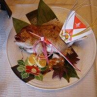 明治の森箕面 音羽山荘 - お食い初め膳の鯛