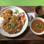 スプーンソング - 南印スパイスのチキンカレー＆チキンビリヤニプレート/ラッサム付き