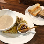 アルカフェ - 前菜&パン