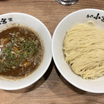 らーめんとカラアゲ あの小宮 - 比内地鶏だしと魚介のさっぱり梅つけ麺（大盛無料 880円）