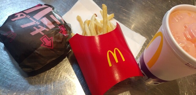 マクドナルド Dew阪急山田店 Mcdonald S 山田 ハンバーガー 食べログ マクドナルド Dew阪急山田店 Mcdonald S 山田 ハンバーガー 食べログ