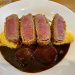 kitchen俊貴 - 肉盛りオムライス