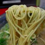 麺将軍 - ぐにゅぐにゅで茹で過ぎの麺