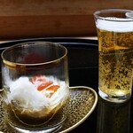 つる由 - 蟹ともずくの酢の物、山芋しゅるしゅる？