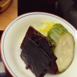 つる由 - 昆布佃煮、胡瓜、白菜のお漬物