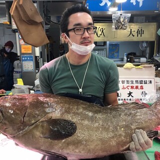 名物 天然クエ アラ 鍋コース 当店ごだわりのクエは長崎県五島列島産の30 超の大物 11 000円 吟ばん ぎんばん 淡路町 懐石 会席料理 食べログ