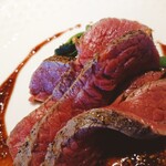 ラ キュイジーヌフランセーズ シキ - 肉々しい部位です。