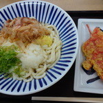 鶴丸製麺 - ぶっかけうどんと紅ショウガの天ぷら