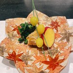 花邑 - 甘鯛の松毬焼き