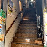 Monarekodo ongaku shokudou - 2Fへ上がる階段