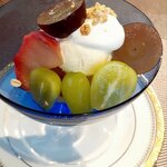 カフェアーボ - ロールケーキパフェ