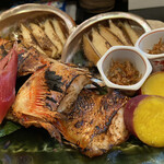 新和食 きくい - 焼き物　キンキ,黒アワビ