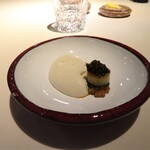 ムニ アラン デュカス - キャビア　玉ねぎのスービースとポテトのフォンダン