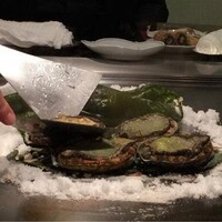 銀座うかい亭 - あわびの岩塩蒸し 銀座うかい亭 - あわびの岩塩蒸し