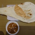 ニュースター - プレーンナン＆チキンカレー