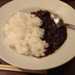 いろはにほへと 北見駅前店 - 隠れた名物黒カレー