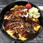 Yorimichi Kafe Tsuinri-Fu - とろとろ半熟卵のオムハヤシ丼