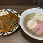 ヌードル＆スパイスカレー 今日の1番 - 