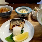 Rhizome - おいしい塩サバ＆充実の小鉢類