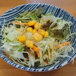 ラーメン 桃李路 - セットのサラダ