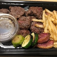 和牛熟成牛とシチリアワイン せいとう 本店 - 