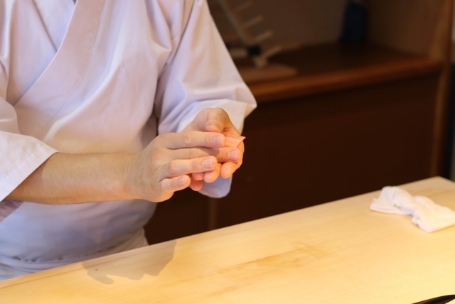 鮨もりむら 鶴岡店｜本格寿司と季節の味覚で贅沢ディナー