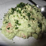 Bistro Panda - 海老とアボガドのタルタルサラダ