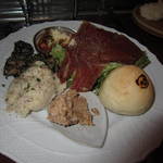 Bistro Panda - 前菜盛り合わせ。