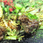 あらた - イカに竹輪、お肉と具沢山。