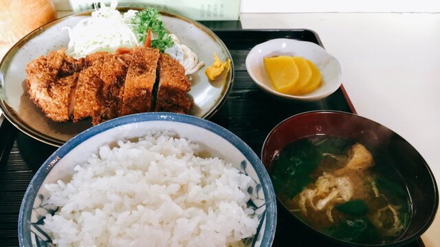 わらび食堂 - 安積永盛（食堂）の写真