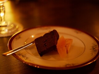 上野で安い価格が魅力のバー お酒と料理を味わうお店19選 食べログまとめ 上野で安い価格が魅力のバー お酒と料理を味わうお店19選 食べログまとめ