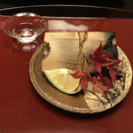 赤坂 菊乃井 - 子持ち鮎の杉板焼き