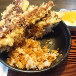 Tempura Katsura - 半分食べてもまだ天ぷらが、、