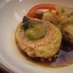 日本料理 旬菜和田 - 桜鱒の中に"生海胆"が射込まれてました。