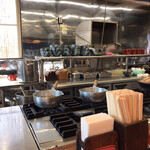 手打ちうどん専門店　田舎や - キッチン