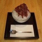山口妙香園 - あずき：あずきのシロップをかけたあずきカキ氷です。あんこ好きの方にオススメです。