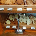 滝音 - 天ぷらコーナー